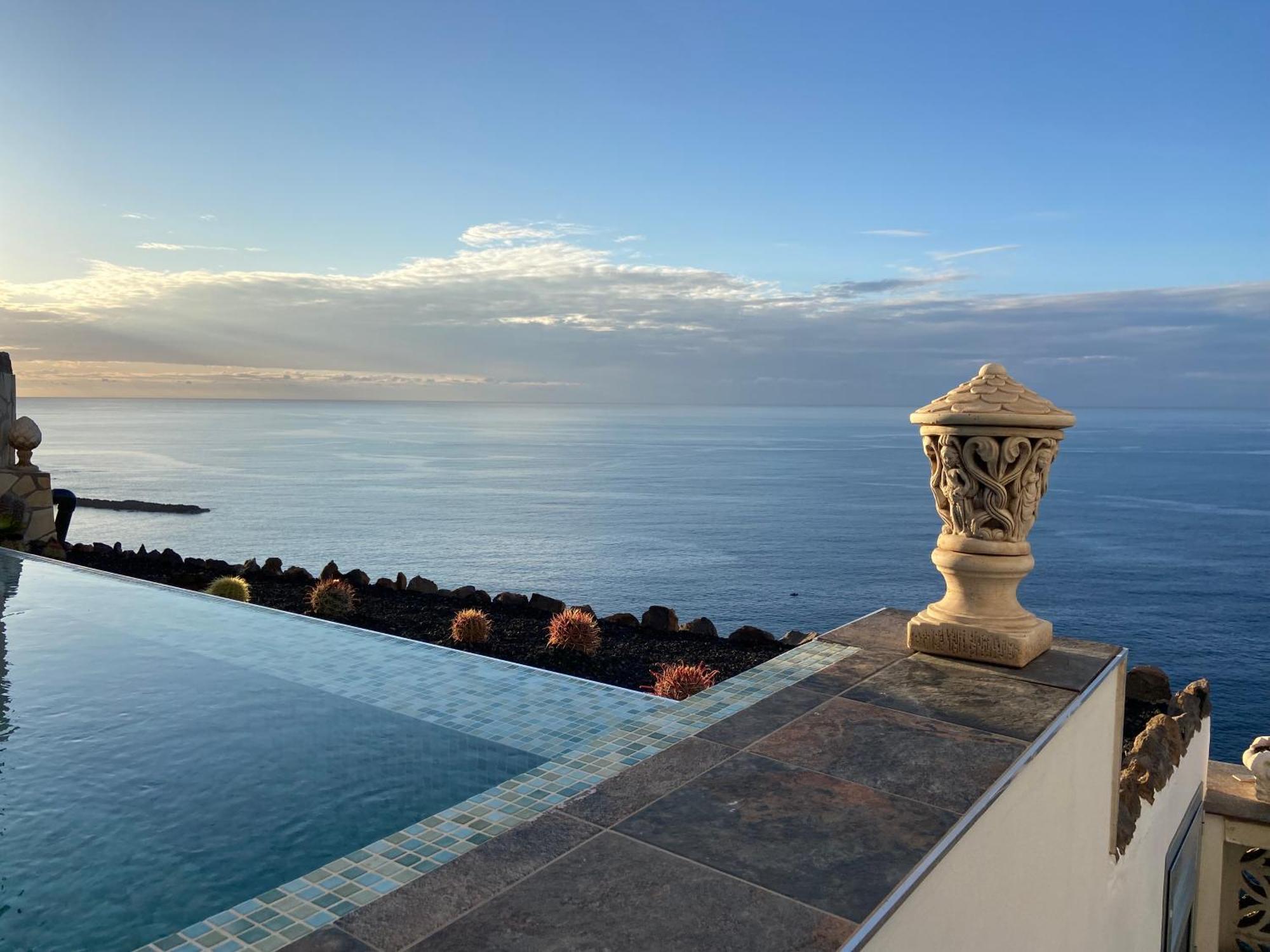 Villa Oasis La Paz - Pelinor Studio - Adults Only بويرتو ذي لا كروز المظهر الخارجي الصورة